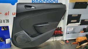 Gebruikte Portierbekleding 4Deurs rechts-achter Opel Astra J Sports Tourer (PD8/PE8/PF8) 1.6 CDTI 16V Prijs € 50,00 Margeregeling aangeboden door De Witte Boerderij B.V.