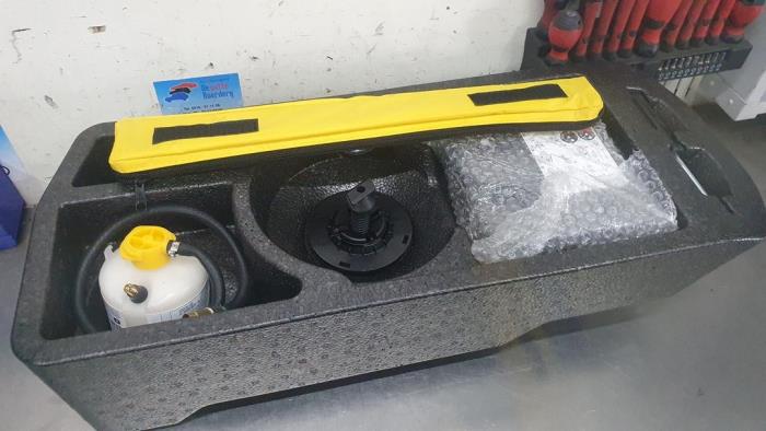 Banden reparatieset van een Opel Crossland/Crossland X 1.2 Turbo 12V 2019