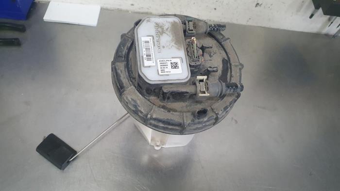 Brandstofpomp Elektrisch van een Toyota ProAce 2.0 D-4D 177 16V Worker 2019