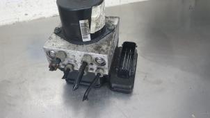 Gebruikte ABS Pomp Opel Insignia Sports Tourer 1.6 Turbo 16V Ecotec Prijs € 200,00 Margeregeling aangeboden door De Witte Boerderij AutoMotive