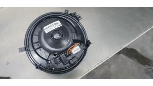 Gebruikte Chaufage Ventilatiemotor Volkswagen T-Roc 1.5 TSI Evo BMT 16V Prijs € 50,00 Margeregeling aangeboden door De Witte Boerderij B.V.