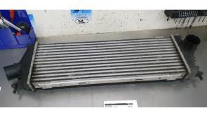 Gebruikte Intercooler Opel Vivaro 2.0 CDTI 16V Prijs € 35,00 Margeregeling aangeboden door De Witte Boerderij AutoMotive