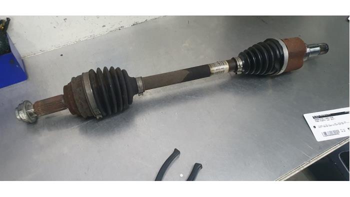 Gebruikte Steekas links-voor Ford Fiesta 6 (JA8) 1.0 SCI 12V 80 Prijs € 50,00 Margeregeling aangeboden door De Witte Boerderij AutoMotive