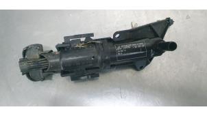 Gebruikte Pomp koplampsproeier Mini Countryman Prijs € 25,00 Margeregeling aangeboden door De Witte Boerderij AutoMotive