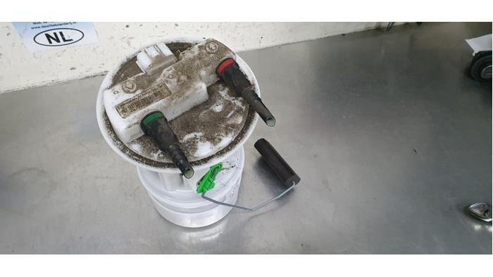 Gebruikte Tank element Pomp Dacia Logan MCV II/III/Sandero Wagon 0.9 TCE 12V LPG Prijs € 45,00 Margeregeling aangeboden door De Witte Boerderij AutoMotive