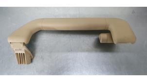 Gebruikte Handgreep Porsche Cayenne II (92A) 3.0 D V6 24V Prijs € 20,00 Margeregeling aangeboden door De Witte Boerderij AutoMotive