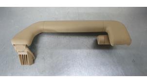 Gebruikte Handgreep Porsche Cayenne II (92A) 3.0 D V6 24V Prijs € 20,00 Margeregeling aangeboden door De Witte Boerderij AutoMotive