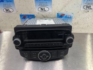 Gebruikte Radio CD Speler Opel Corsa Prijs € 300,00 Margeregeling aangeboden door De Witte Boerderij B.V.
