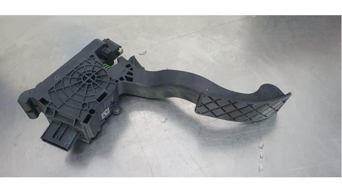 Gebruikte Gaspedaalpositie Sensor Volkswagen Polo VI (AW1) 1.0 TSI 12V Prijs € 10,00 Margeregeling aangeboden door De Witte Boerderij AutoMotive