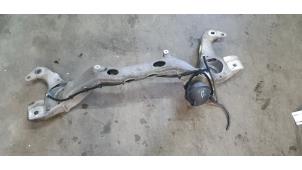 Gebruikte Motorbalk Porsche Cayenne II (92A) 3.0 D V6 24V Prijs € 150,00 Margeregeling aangeboden door De Witte Boerderij AutoMotive