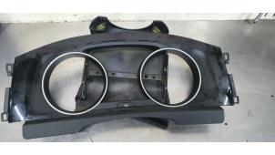 Gebruikte Kilometerteller sierlijst Volkswagen Golf VII (AUA) 2.0 R 4Motion 16V Prijs € 15,00 Margeregeling aangeboden door De Witte Boerderij AutoMotive