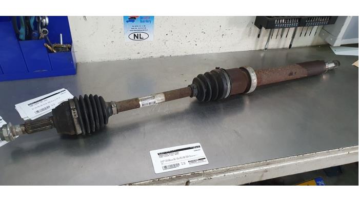 Gebruikte Steekas rechts-voor Ford Fiesta 6 (JA8) 1.25 16V Prijs € 35,00 Margeregeling aangeboden door De Witte Boerderij AutoMotive