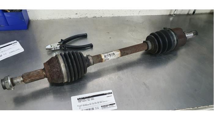 Gebruikte Steekas links-voor Ford Fiesta 6 (JA8) 1.25 16V Prijs € 35,00 Margeregeling aangeboden door De Witte Boerderij AutoMotive