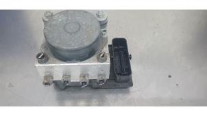 Gebruikte ABS Pomp Fiat Fiorino (225) 1.3 JTD 16V Multijet Prijs € 65,00 Margeregeling aangeboden door De Witte Boerderij AutoMotive