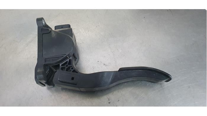 Gebruikte Sensor Gaspedaalpositie Mercedes Sprinter 3t (906.61) 213 CDI 16V Prijs € 10,00 Margeregeling aangeboden door De Witte Boerderij AutoMotive