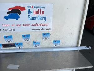 Gebruikte Carrosserielijst Porsche Cayenne III (9YA) 3.0 V6 Turbo 24V Prijs € 50,00 Margeregeling aangeboden door De Witte Boerderij AutoMotive