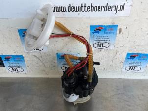 Gebruikte Tank element Pomp Porsche Cayenne III (9YA) 3.0 V6 Turbo 24V Prijs € 200,00 Margeregeling aangeboden door De Witte Boerderij AutoMotive