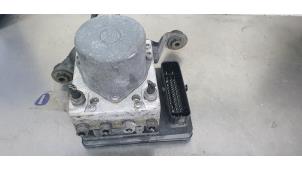 Gebruikte ABS Pomp Audi Q3 (8UB/8UG) 2.0 16V TFSI 200 Prijs € 225,00 Margeregeling aangeboden door De Witte Boerderij AutoMotive