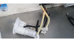 Gebruikte Tankvlotter Audi Q3 (8UB/8UG) 2.0 16V TFSI 200 Prijs € 35,00 Margeregeling aangeboden door De Witte Boerderij AutoMotive