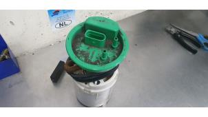 Gebruikte Brandstofpomp Elektrisch Volkswagen Polo Prijs € 15,00 Margeregeling aangeboden door De Witte Boerderij AutoMotive