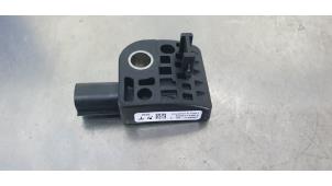 Gebruikte Sensor Airbag Tesla Model S 85 Prijs € 10,00 Margeregeling aangeboden door De Witte Boerderij AutoMotive