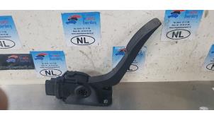 Gebruikte Gaspedaalpositie Sensor Ford Fiesta 6 (JA8) 1.25 16V Prijs € 10,00 Margeregeling aangeboden door De Witte Boerderij AutoMotive