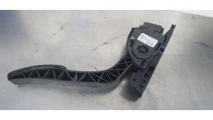 Gebruikte Gaspedaalpositie Sensor Ford Fiesta 6 (JA8) 1.0 EcoBoost 12V 100 Prijs € 10,00 Margeregeling aangeboden door De Witte Boerderij AutoMotive