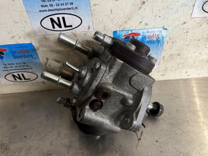 Gebruikte Dieselpomp Opel Meriva (B) 1.6 CDTI 16V Prijs € 100,00 Margeregeling aangeboden door De Witte Boerderij AutoMotive