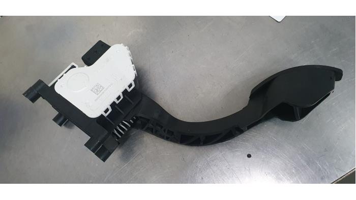 Gebruikte Gaspedaalpositie Sensor Fiat 500 (312) 1.0 Hybrid Prijs € 10,00 Margeregeling aangeboden door De Witte Boerderij AutoMotive