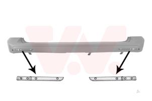 Nieuwe Bumper achter Volkswagen Transporter Prijs € 103,65 Inclusief btw aangeboden door De Witte Boerderij AutoMotive