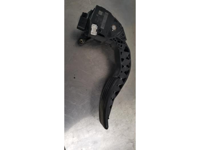 Gebruikte Sensor Gaspedaalpositie Fiat Talento 2.0 EcoJet BiTurbo 145 Prijs € 10,00 Margeregeling aangeboden door De Witte Boerderij AutoMotive