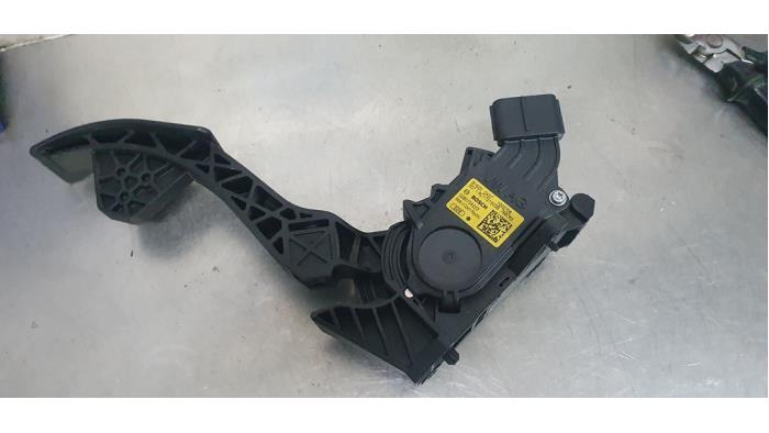 Gebruikte Gaspedaalpositie Sensor Volkswagen Polo V (6R) 1.4 TDI 12V 90 Prijs € 10,00 Margeregeling aangeboden door De Witte Boerderij AutoMotive