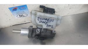 Gebruikte Hoofdremcilinder Volkswagen Golf VI (5K1) 2.0 GTI 16V Edition 35 Prijs € 25,00 Margeregeling aangeboden door De Witte Boerderij AutoMotive