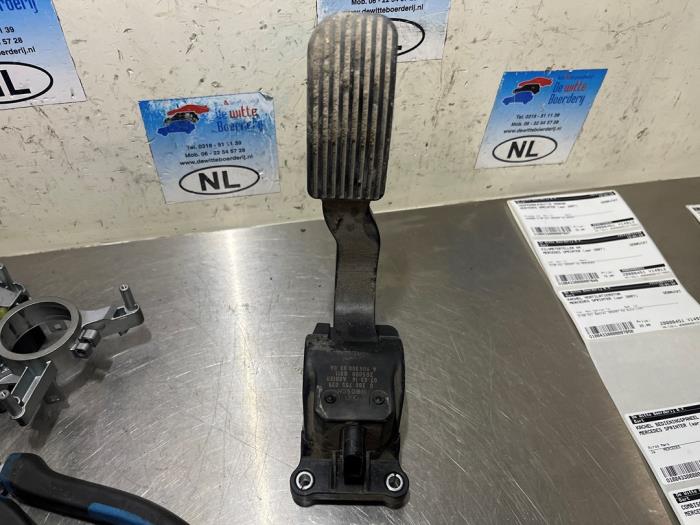 Gebruikte Sensor Gaspedaalpositie Mercedes Sprinter 5t (906.63/65) 515 CDI 16V Prijs € 10,00 Margeregeling aangeboden door De Witte Boerderij AutoMotive