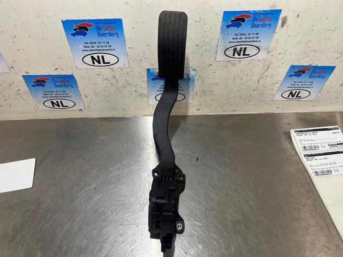 Gebruikte Gaspedaalpositie Sensor Peugeot 208 I (CA/CC/CK/CL) 1.2 Vti 12V PureTech 82 Prijs € 10,00 Margeregeling aangeboden door De Witte Boerderij AutoMotive