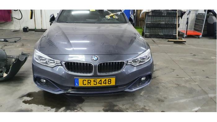 Voorkop compleet van een BMW 4 serie (F33) 420d 2.0 16V 2014