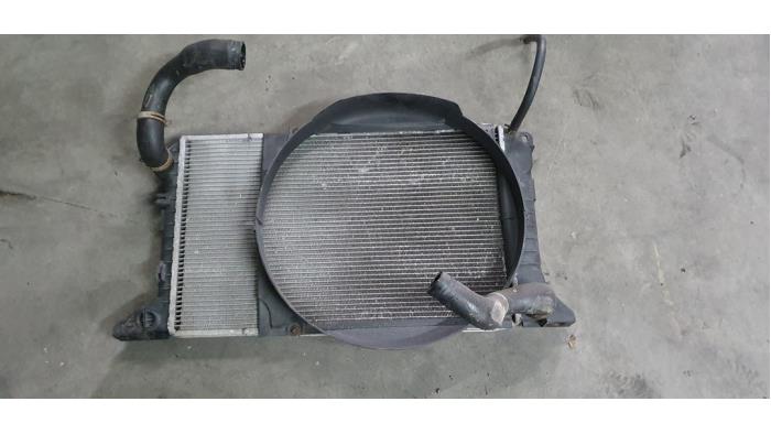Gebruikte Radiateur Ford Transit 2.5 TD Prijs € 45,00 Margeregeling aangeboden door De Witte Boerderij AutoMotive