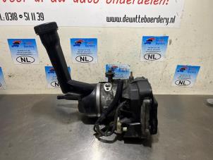 Gebruikte Stuurpomp Peugeot Partner Tepee (7A/B/C/D/E/F/G/J/P/S) 1.6 HDiF 90 16V Phase 1 Prijs € 50,00 Margeregeling aangeboden door De Witte Boerderij AutoMotive