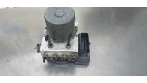 Gebruikte ABS Pomp Volkswagen Crafter 2.0 TDI 16V Prijs € 200,00 Margeregeling aangeboden door De Witte Boerderij AutoMotive