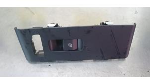 Gebruikte Schakelaar Elektrisch Raam Volvo C40 Recharge (XK) Recharge Prijs € 15,00 Margeregeling aangeboden door De Witte Boerderij AutoMotive