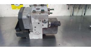 Gebruikte ABS Pomp Saab 9-5 Estate (YS3E) 2.3 Turbo 16V Aero TS Prijs € 500,00 Margeregeling aangeboden door De Witte Boerderij AutoMotive