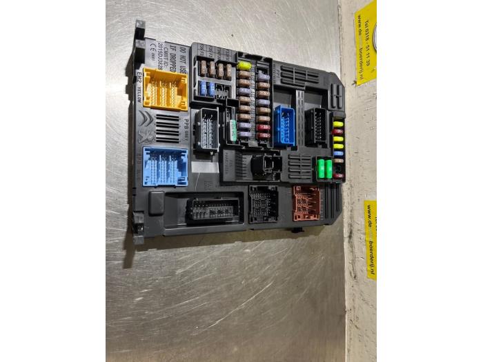 Gebruikte Module Bodycontrol Citroen C3 (SX/SW) 1.2 12V e-THP PureTech 110 Prijs € 95,00 Margeregeling aangeboden door De Witte Boerderij AutoMotive