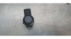 Gebruikte PDC Sensor BMW 3 serie Touring (F31) 335d xDrive 3.0 24V Prijs € 20,00 Margeregeling aangeboden door De Witte Boerderij AutoMotive