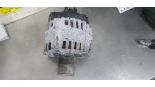 Gebruikte Dynamo Seat Arona (KJX) 1.0 TSI 12V Prijs € 45,00 Margeregeling aangeboden door De Witte Boerderij AutoMotive