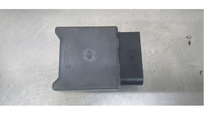 Gebruikte Brandstofpomp module Seat Arona (KJX) 1.0 TSI 12V Prijs € 15,00 Margeregeling aangeboden door De Witte Boerderij AutoMotive