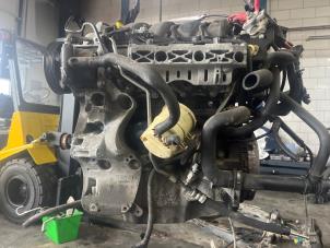 Gebruikte Motor Dacia Logan MCV (KS) 1.6 16V Prijs € 950,00 Margeregeling aangeboden door De Witte Boerderij AutoMotive