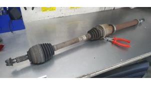 Gebruikte Cardanas rechts-voor (VWA) Dacia Logan MCV (KS) 1.6 16V Prijs € 25,00 Margeregeling aangeboden door De Witte Boerderij AutoMotive