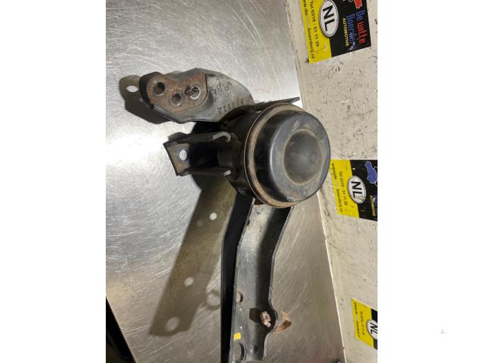 Gebruikte Motorrubber Suzuki Swift (ZA/ZC/ZD) 1.6 Sport VVT 16V Prijs € 30,00 Margeregeling aangeboden door De Witte Boerderij AutoMotive