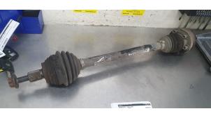 Gebruikte Homokineetas links-voor Volkswagen Golf VI (5K1) 1.4 16V Prijs € 25,00 Margeregeling aangeboden door De Witte Boerderij AutoMotive