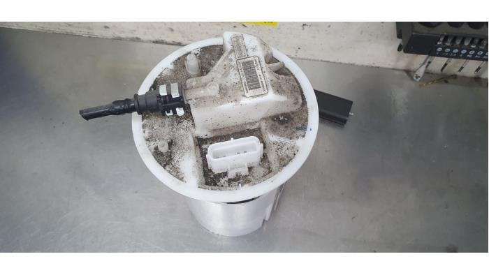 Gebruikte Brandstofpomp Elektrisch Ford B-Max (JK8) 1.0 EcoBoost 12V 125 Prijs € 35,00 Margeregeling aangeboden door De Witte Boerderij AutoMotive